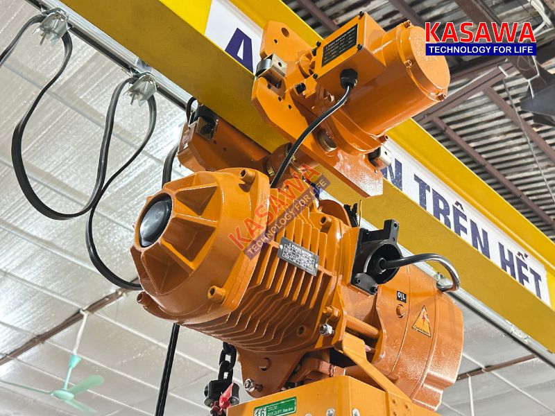 Thường xuyên vệ sinh ray điện