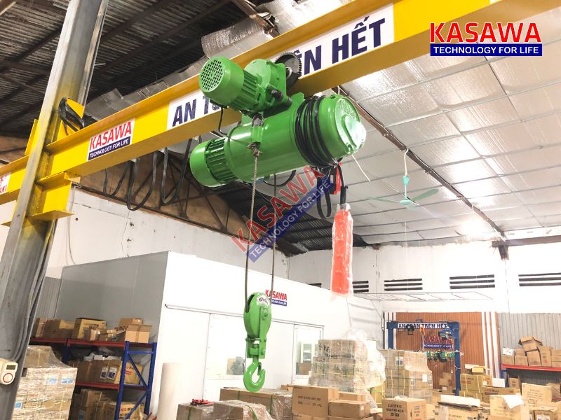Pa lăng cáp điện sử dụng điện 3 pha 380V