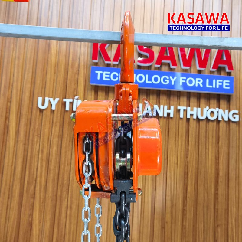 Được ứng dụng để nâng hạ hàng hóa trong nhà xưởng, kho bãi
