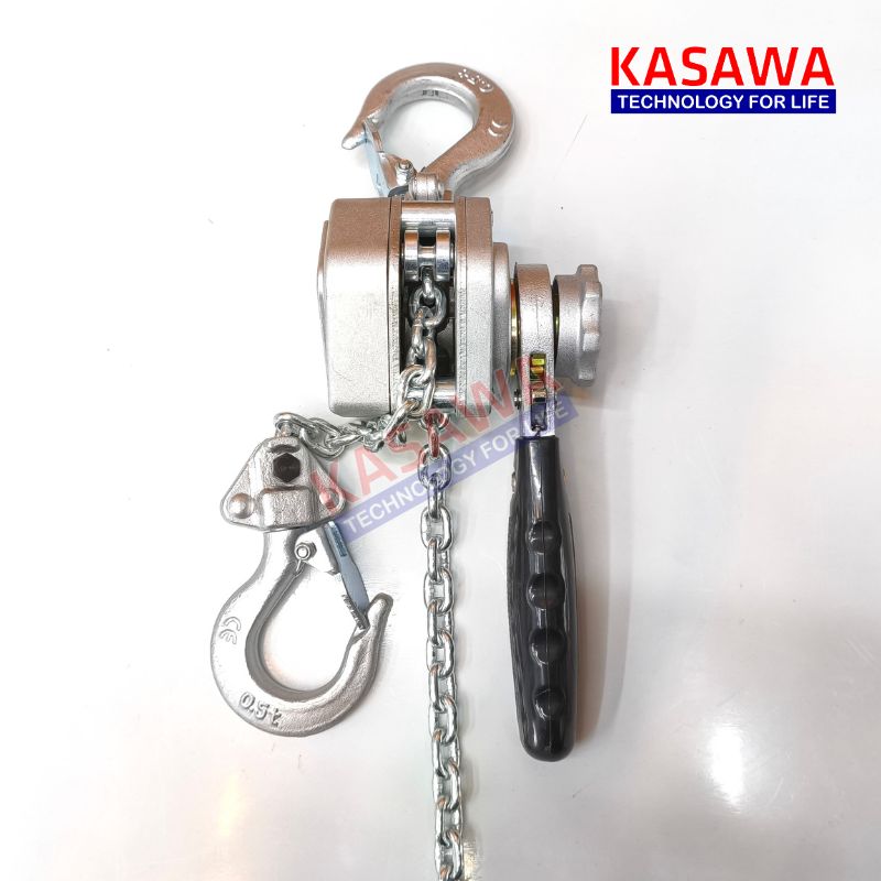 Được làm bằng chất liệu Aluminum sáng bóng