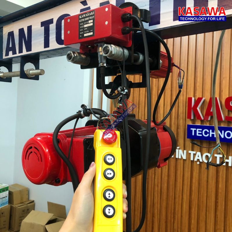 Pa lăng xích điện 500kg di chuyển 2 cấp tốc độ