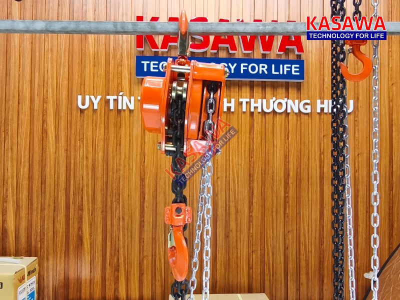 Ròng rọc không thể nâng hạ được những vật nặng có tải trọng quá lớn