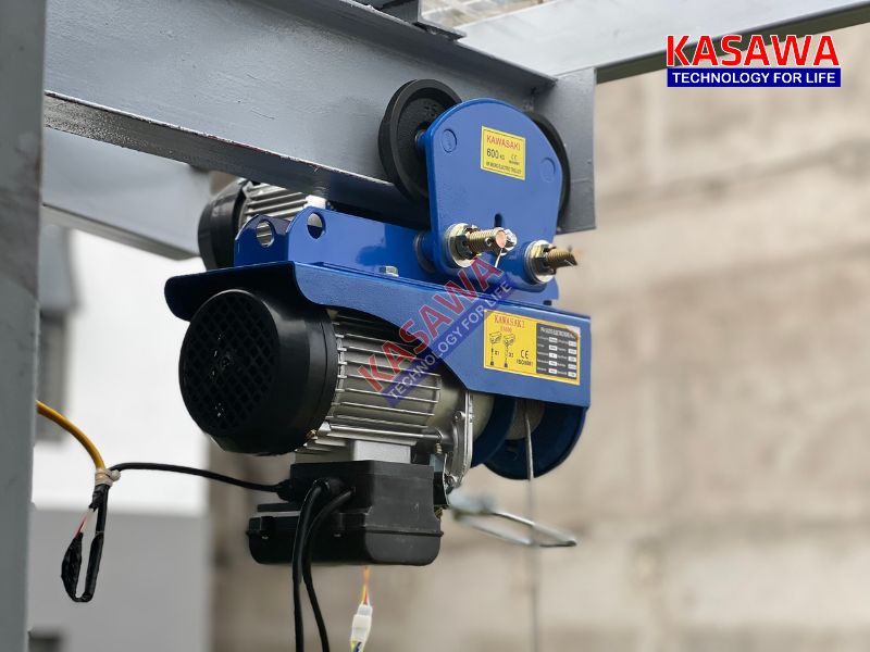 Tời nâng là một thiết bị dùng để nâng hạ hàng hóa có trọng lượng lớn